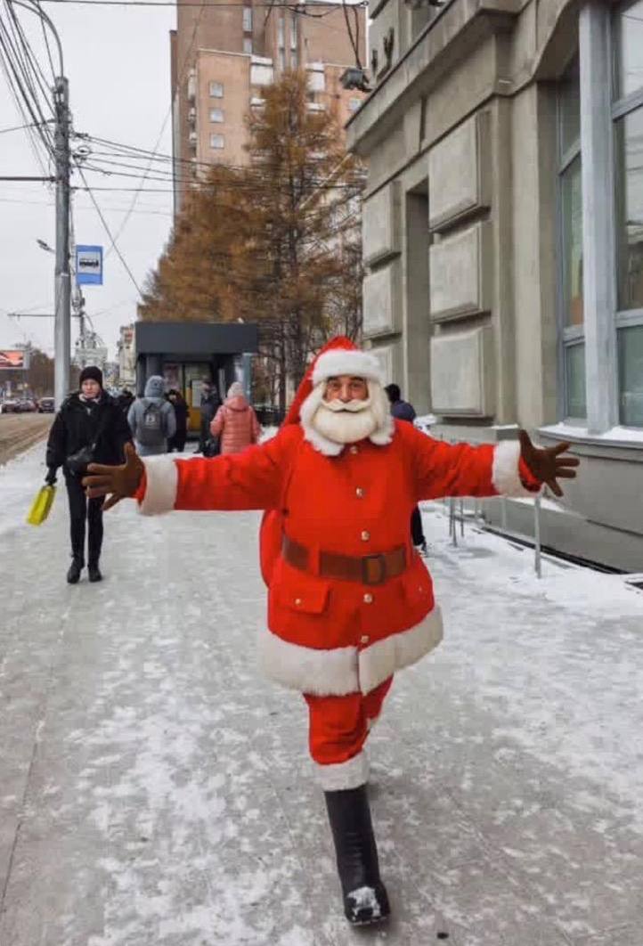 Үйдегі минет бейнелері